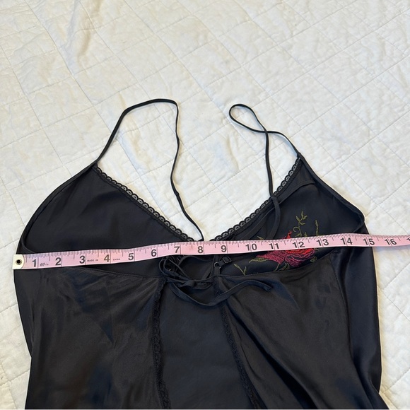 Vintage Y2K Victoria’s Secret Silk Slip Dress Black Red Roses - Picture 6 of 7